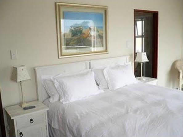 Aristotle Guest House พอร์ตเอลิซาเบธ ภายนอก รูปภาพ